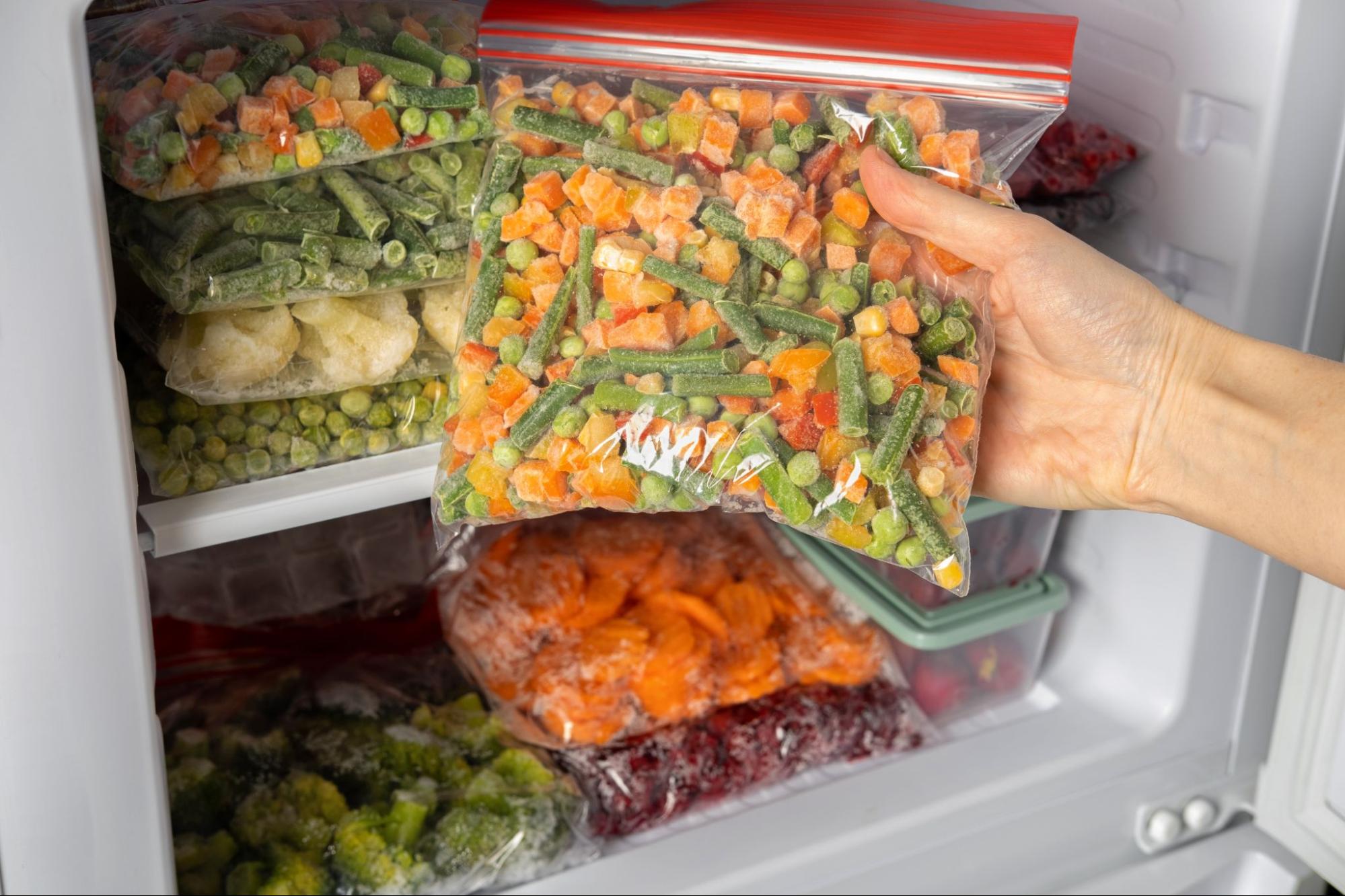 how does vacuum packaging preserve food