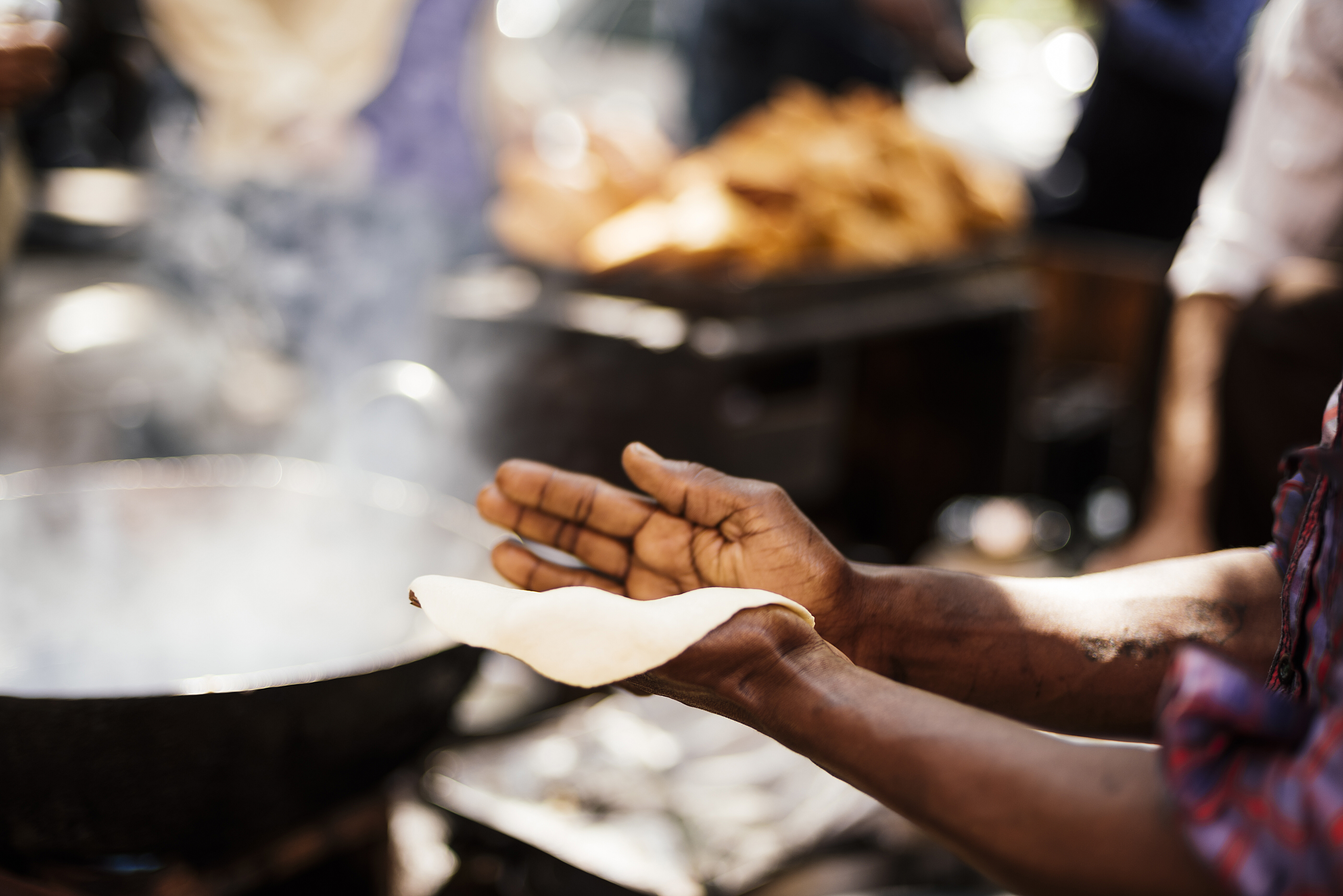 FSSAI’s Registration Fee Waiver for Hawkers: Why Hygienic Food and FoSTaC-Trained’ Karigars’ Are Essential